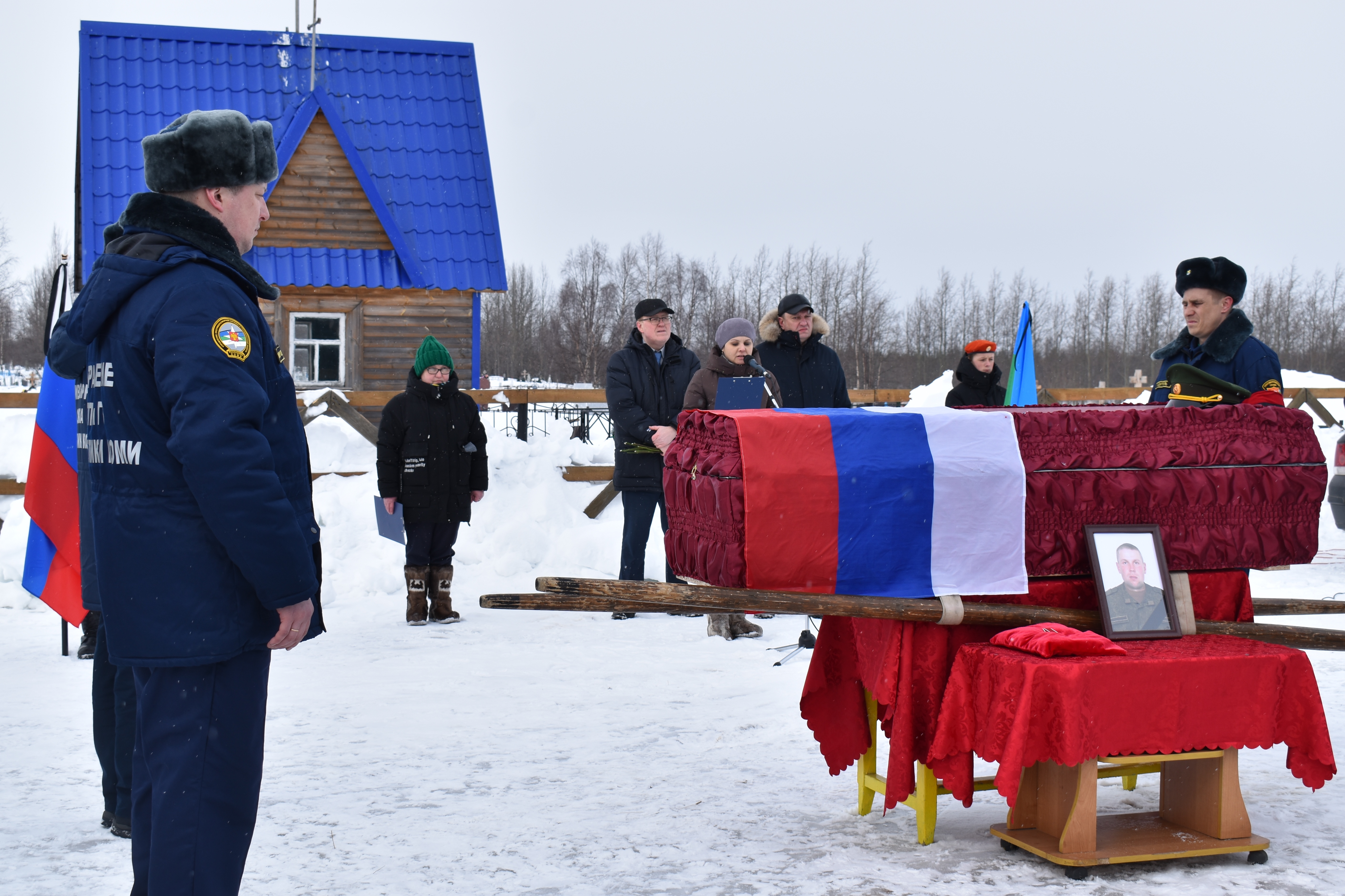 В Мохче проводили в последний путь участника СВО Василия Витязева.