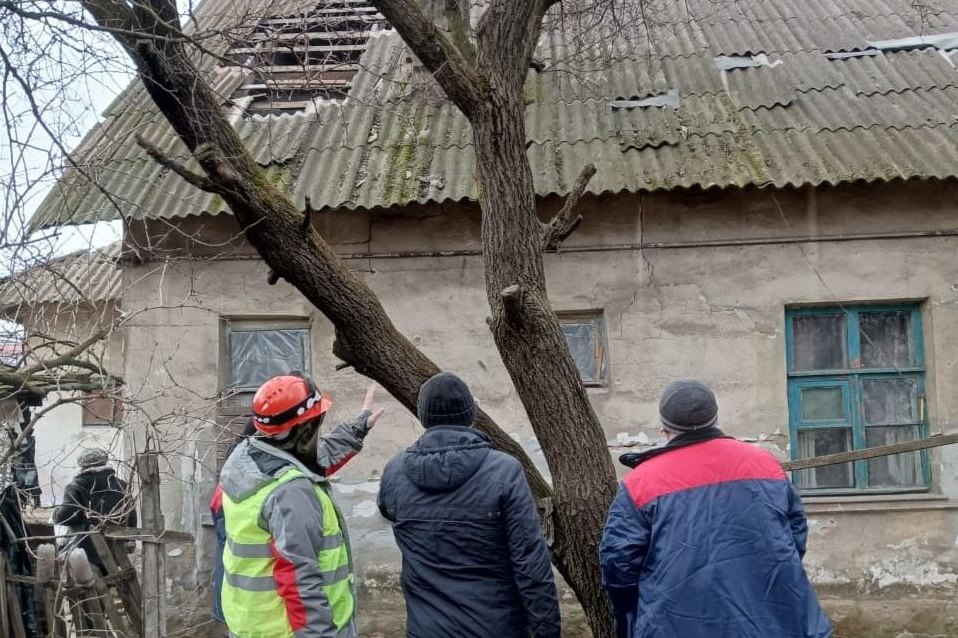 Набор добровольцев в Мариуполь для восстановления жилья и помощи мирным жителям.