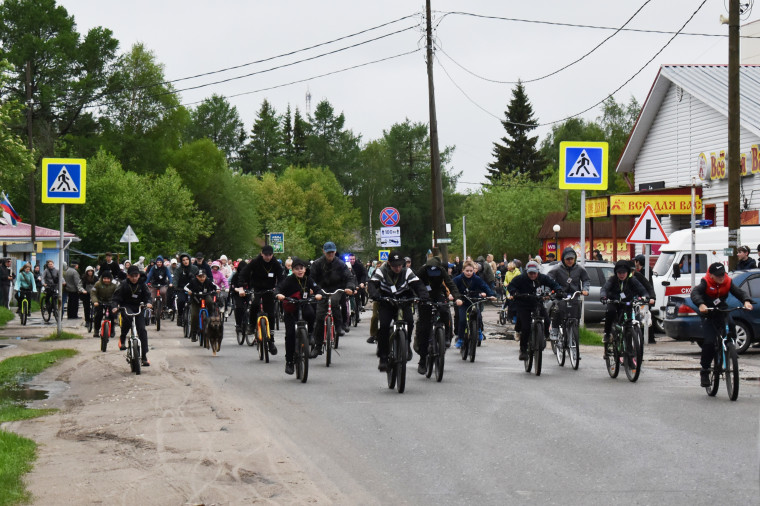 Ижемцы массово поддержали спортивную акцию «Велоночь – 2025». Ижемцы массово поддержали спортивную акцию «Велоночь – 2025».