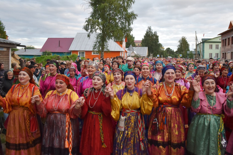 Уважаемые ижемцы, поздравляем вас с 96-летием района!. Уважаемые ижемцы, поздравляем вас с 96-летием района!.